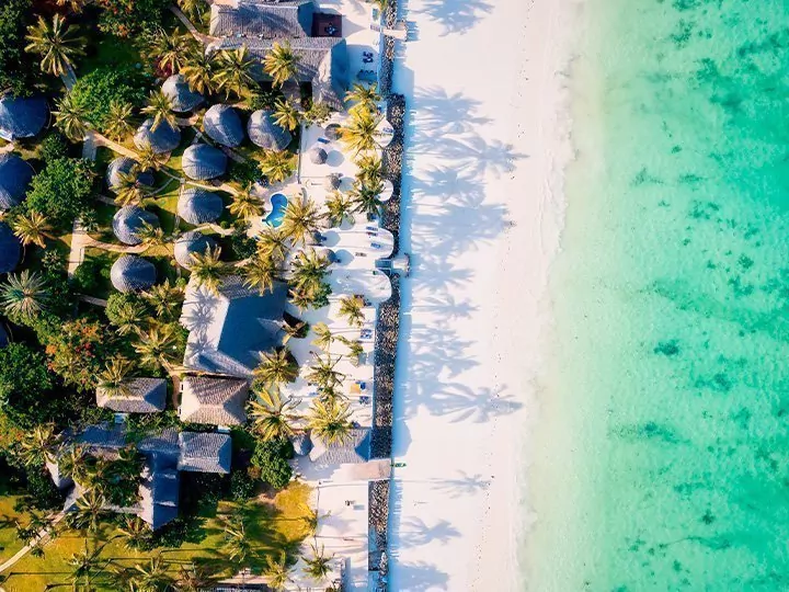 Luksuriøs fly in-safari i Tanzania & badeferie på Zanzibar