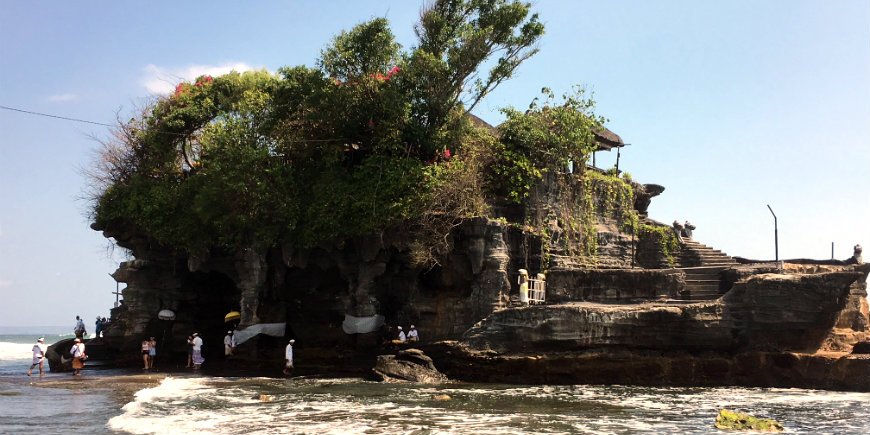 Tanah Lot