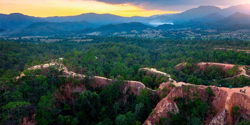 Solnedgang over Pai Canyon i Nord-Thailand