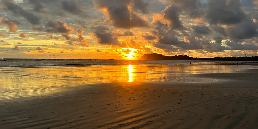 Solnedgang ved Playa Sámara i september