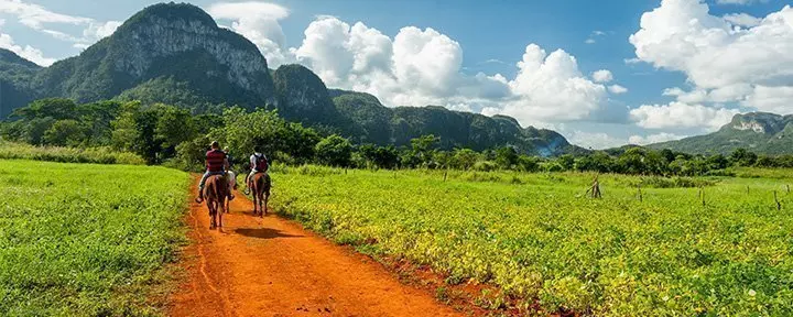 Riding i Vinales, Cuba